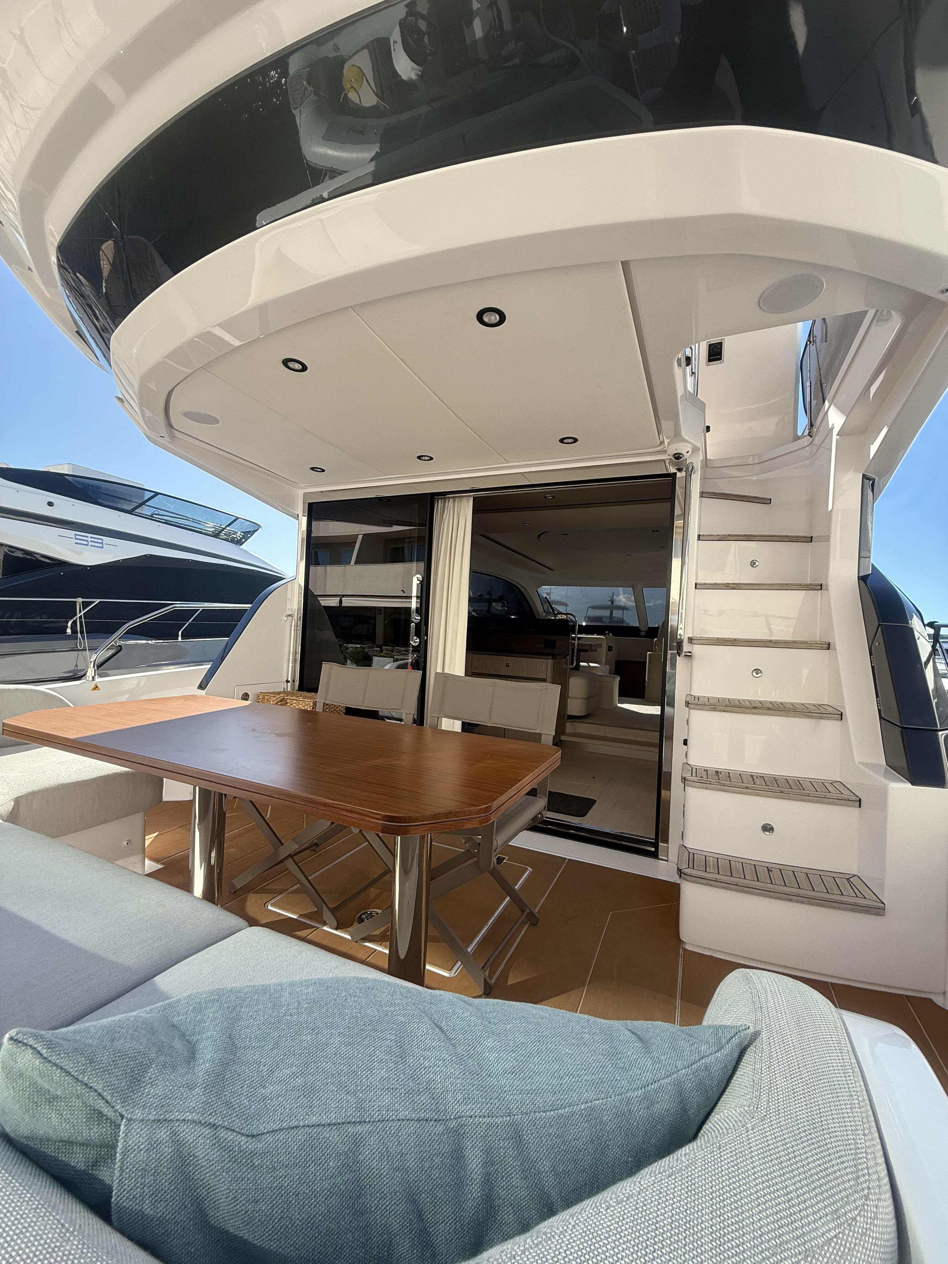 Motoryacht 