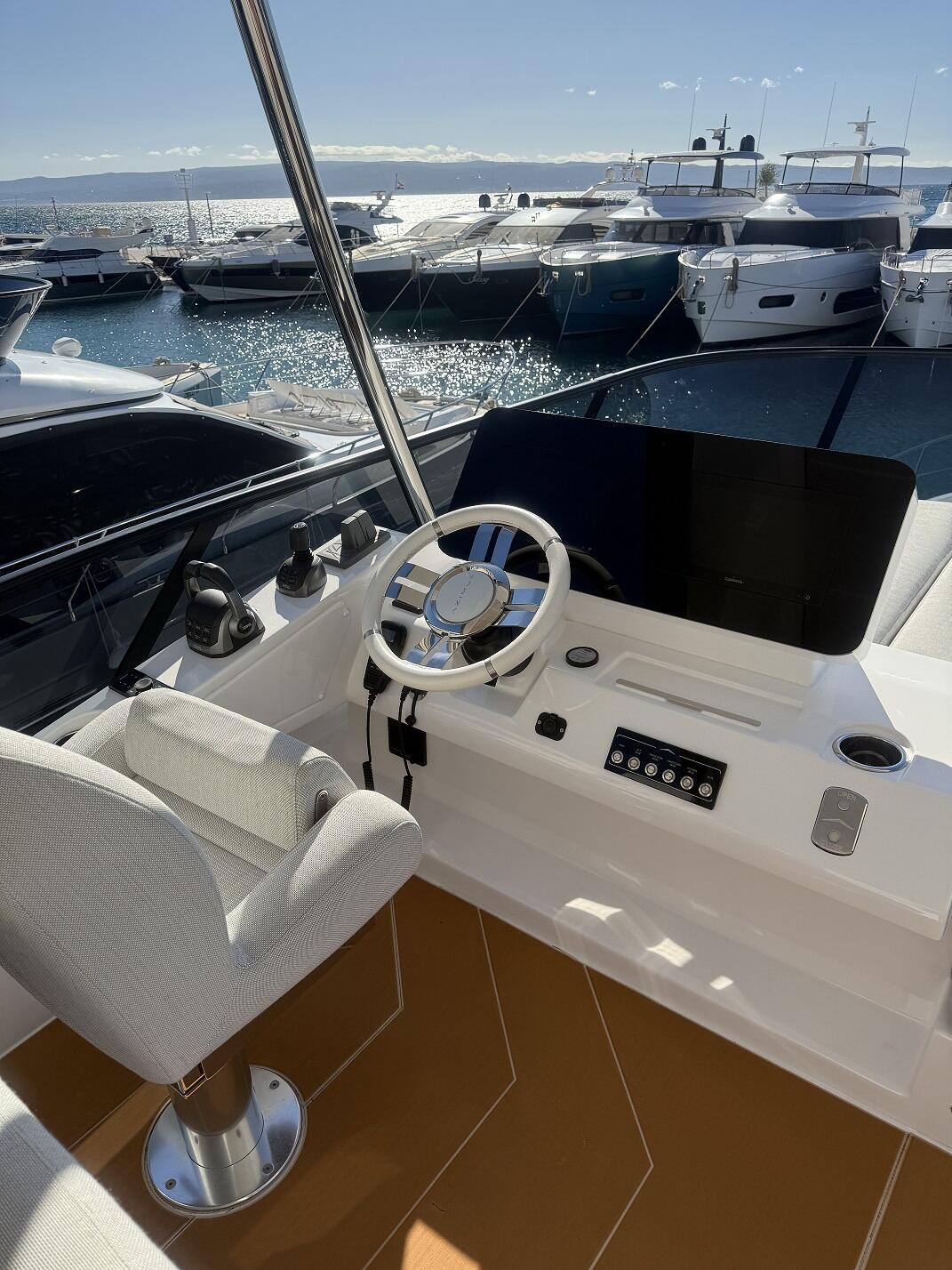 Motoryacht 