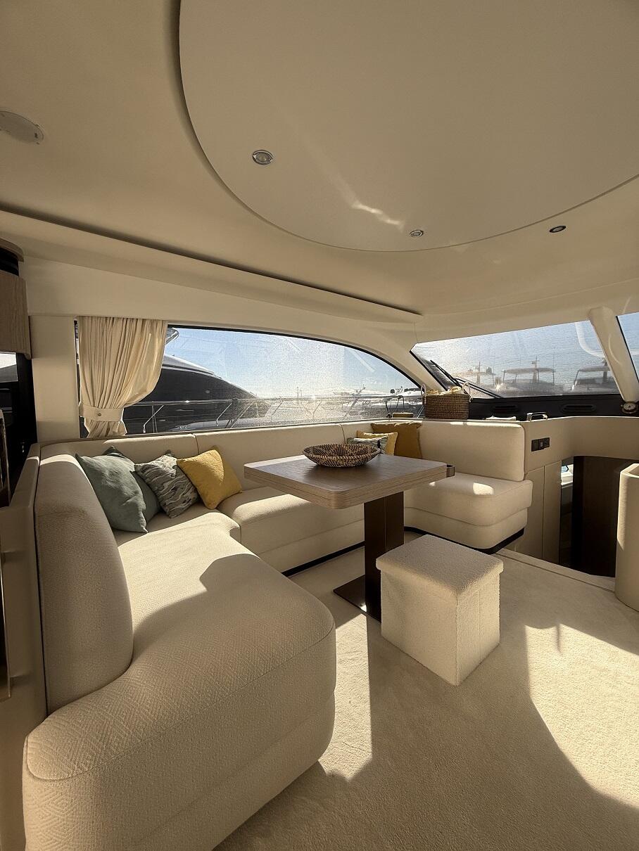 Motoryacht 
