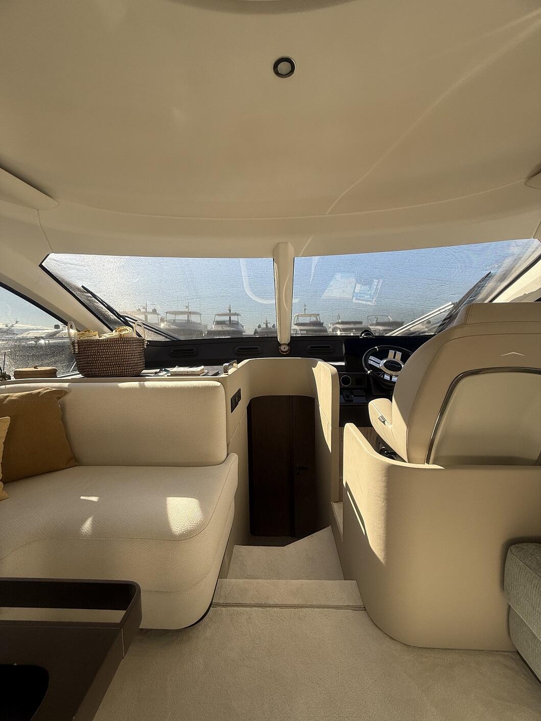 Motoryacht 