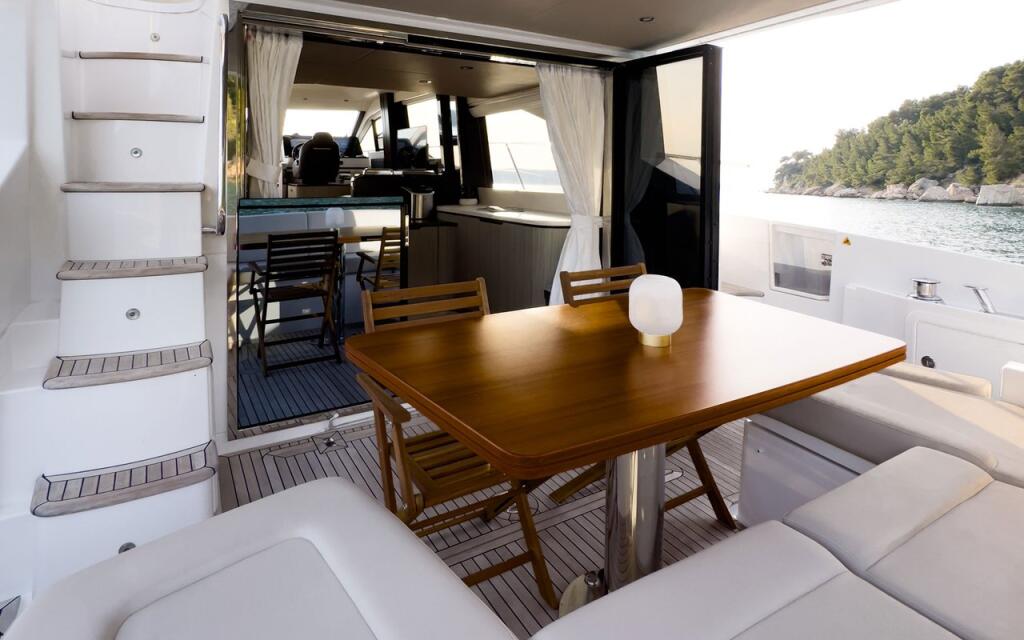 Motoryacht 