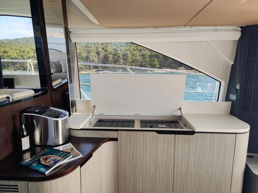 Motoryacht 