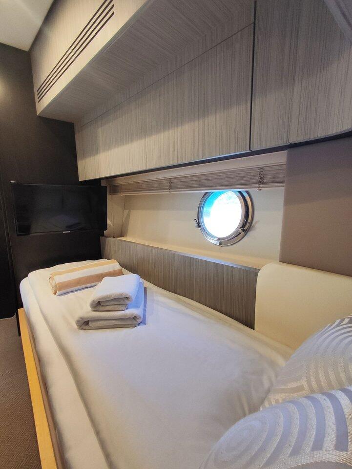 Motoryacht 