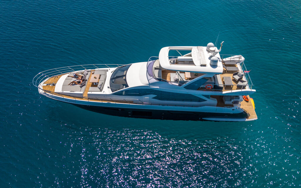 Motoryacht 