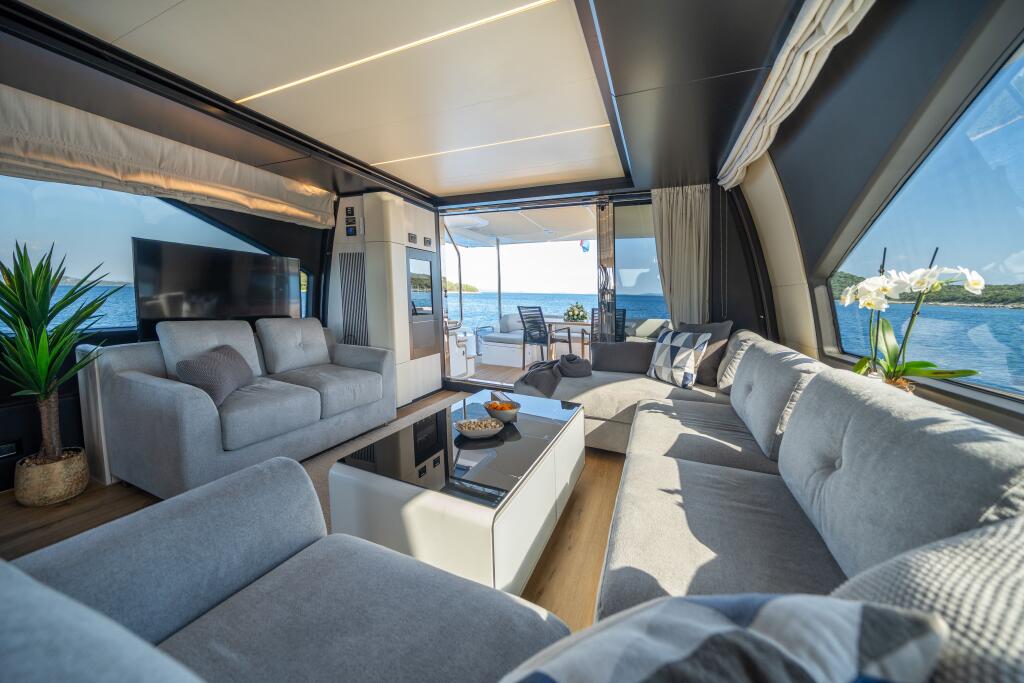 Motoryacht 