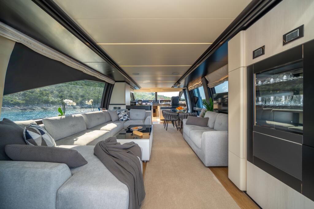 Motoryacht 