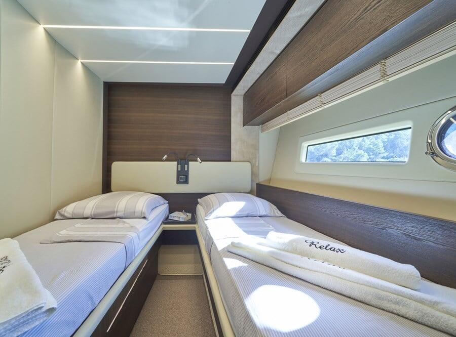 Motoryacht 