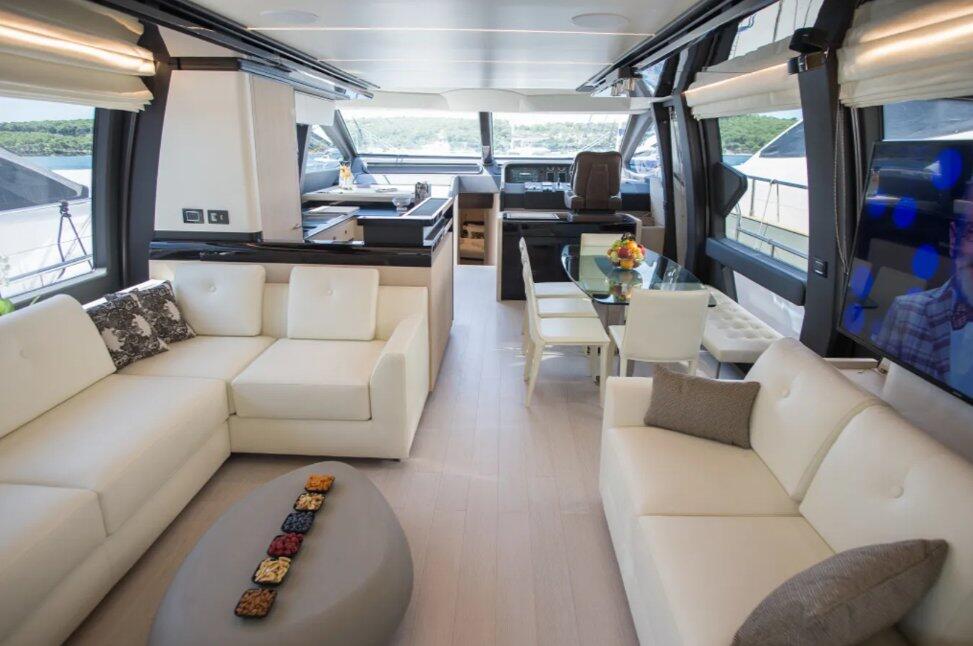 Motoryacht 