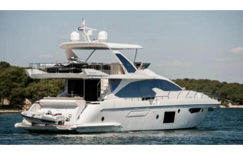 Motoryacht 