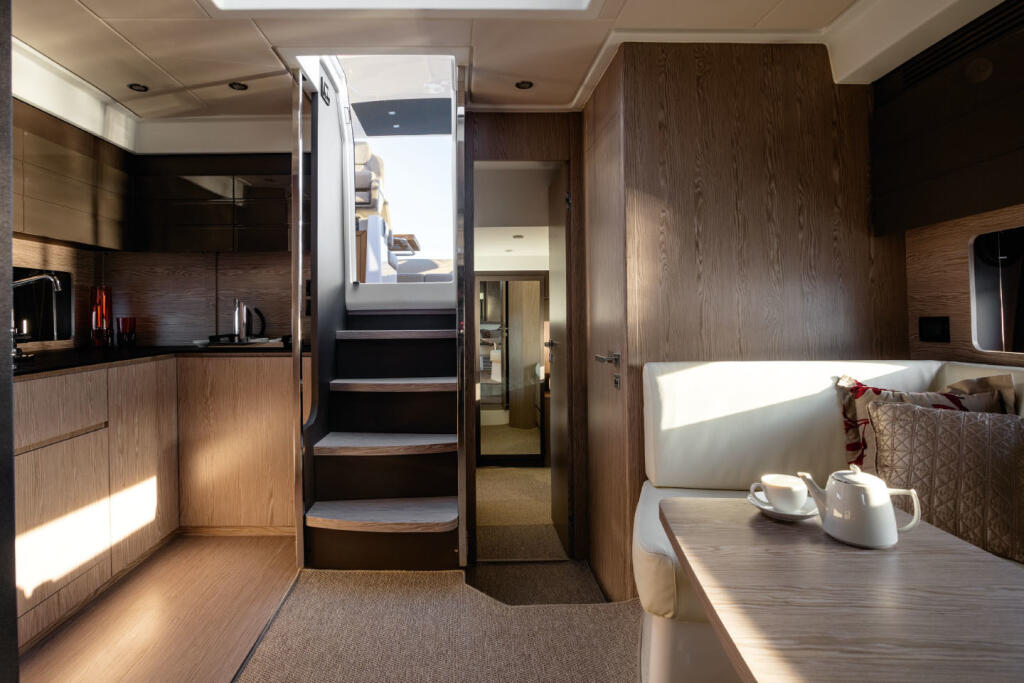 Motoryacht 