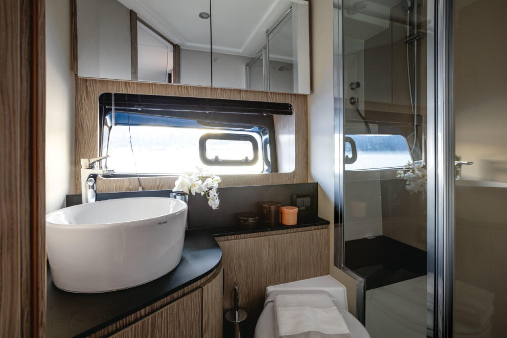 Motoryacht 
