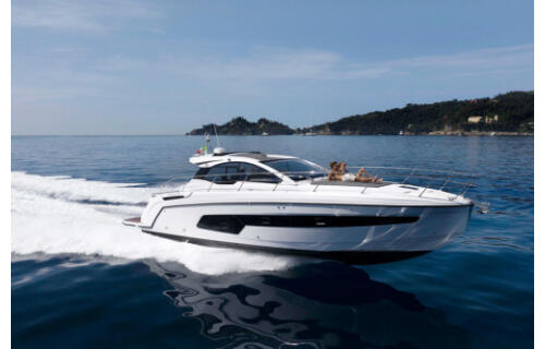 Motoryacht 