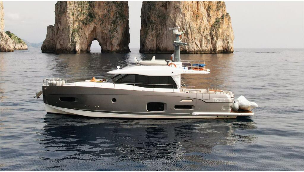 Motoryacht 