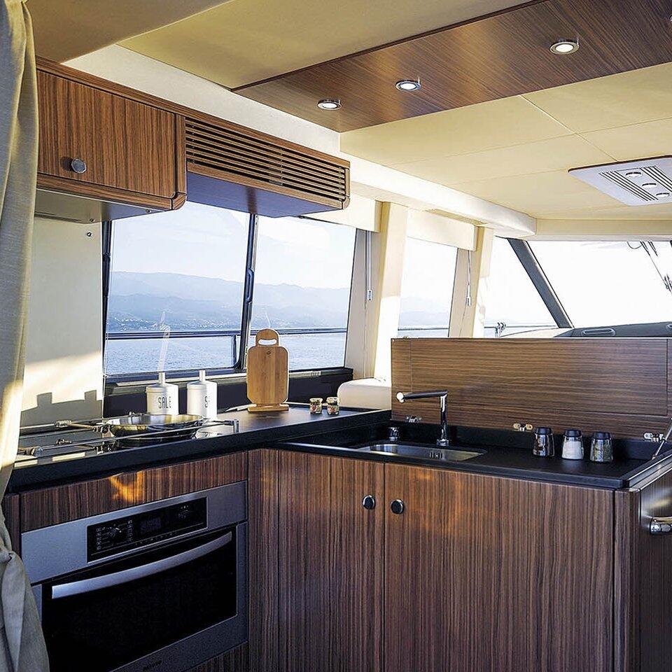 Motoryacht 