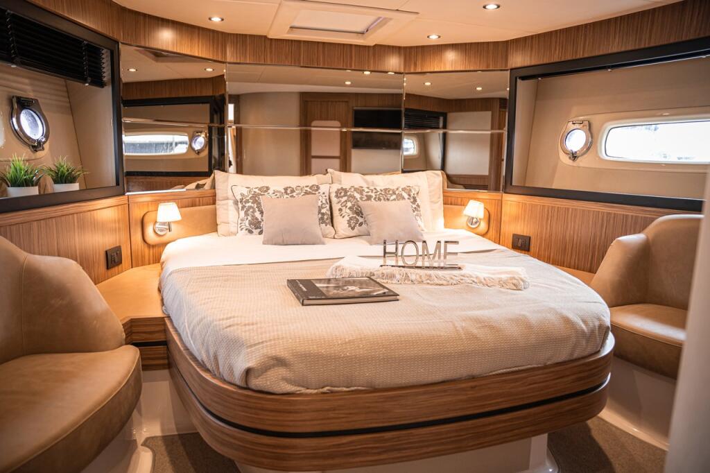 Motoryacht 