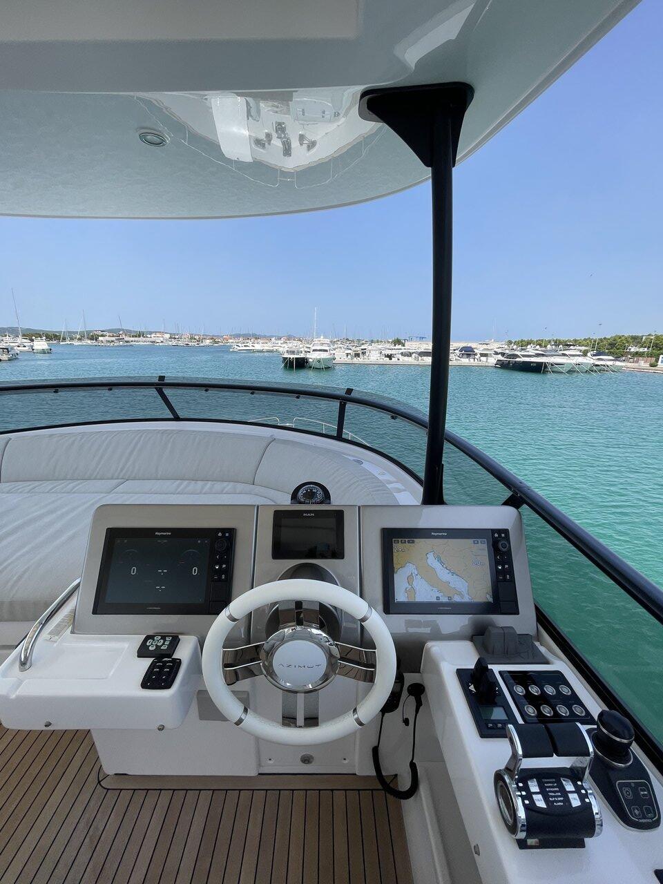 Motoryacht 