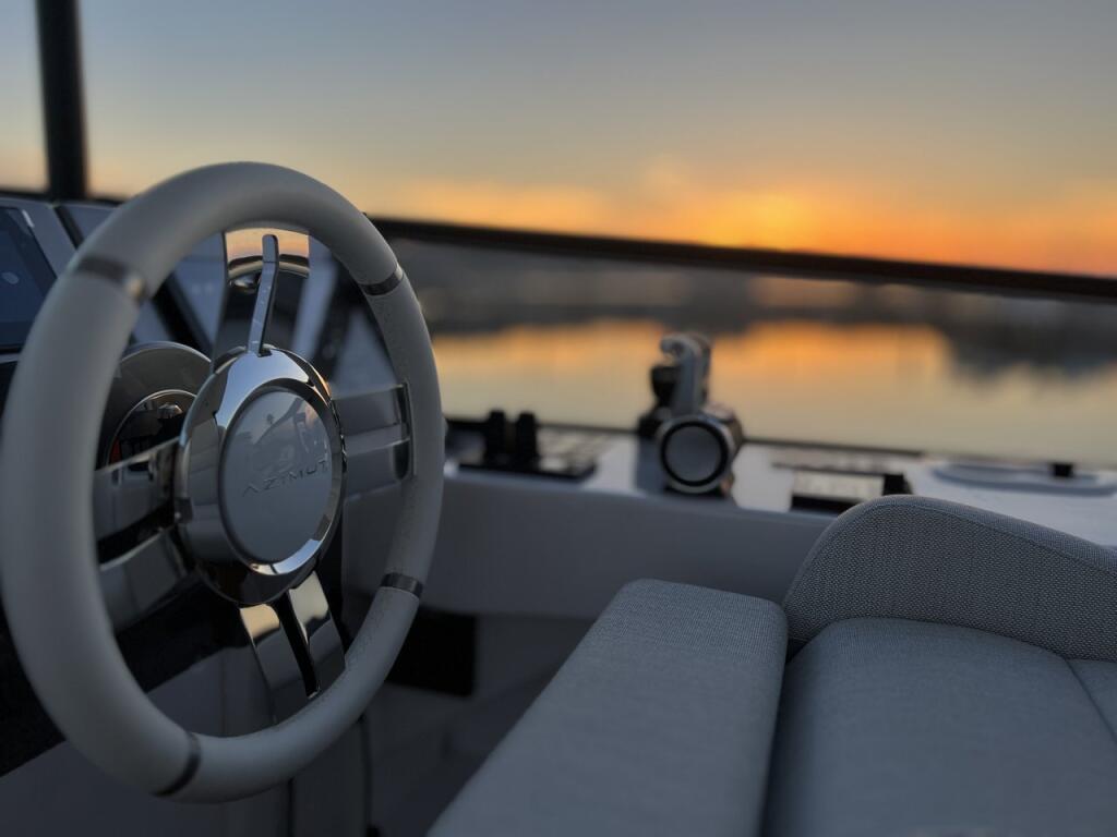 Motoryacht 