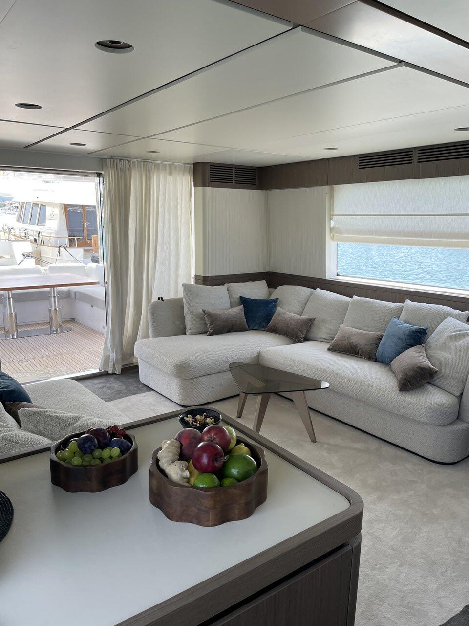 Motoryacht 