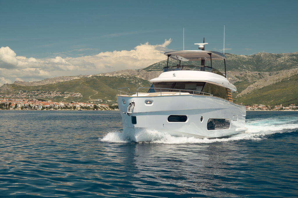 Motoryacht 