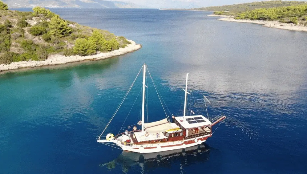 Gulet & Motor Sailer 