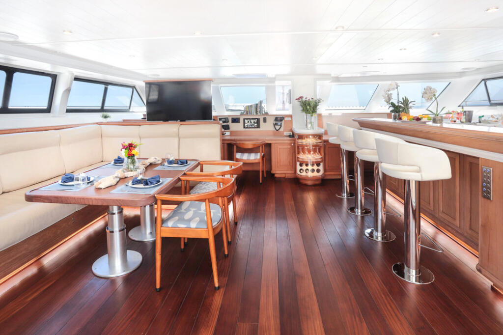 Catamaran 