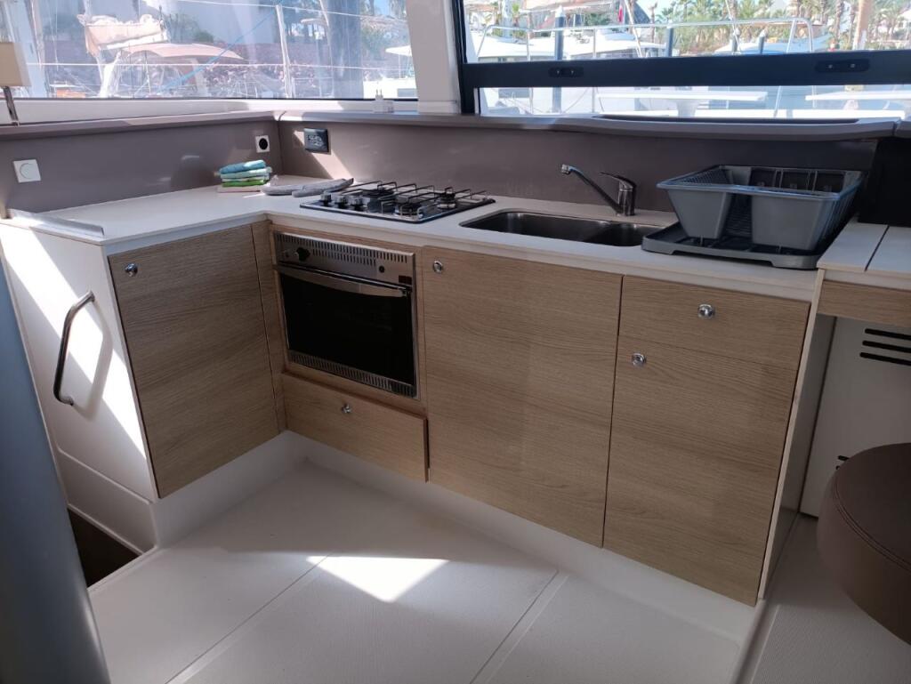 Catamaran 