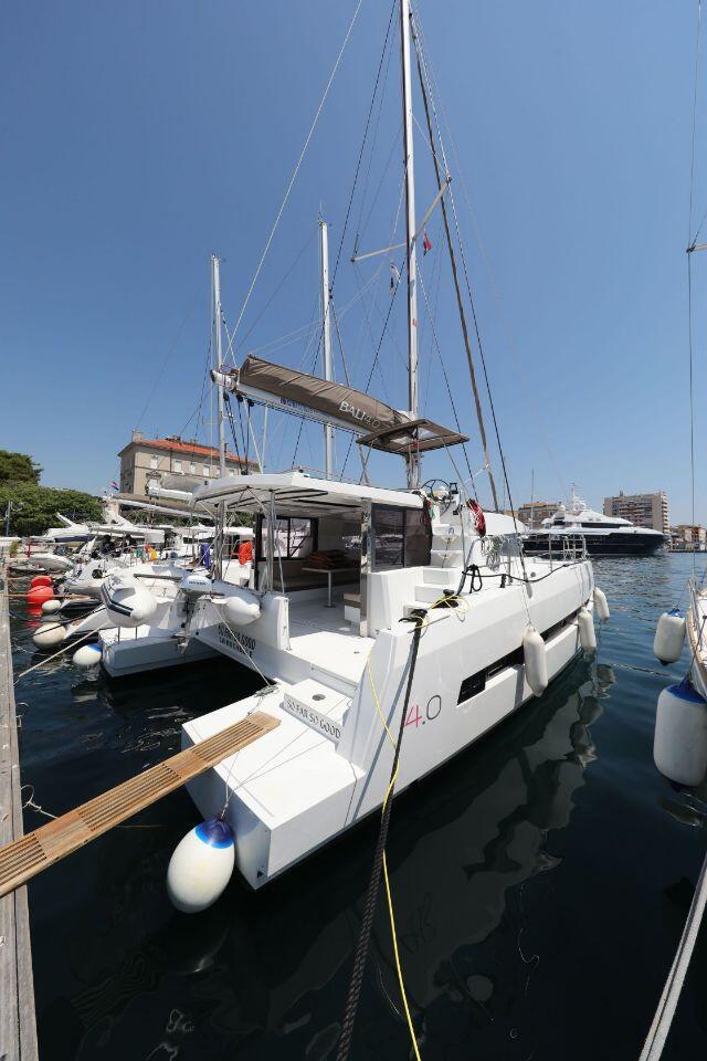 Catamaran 