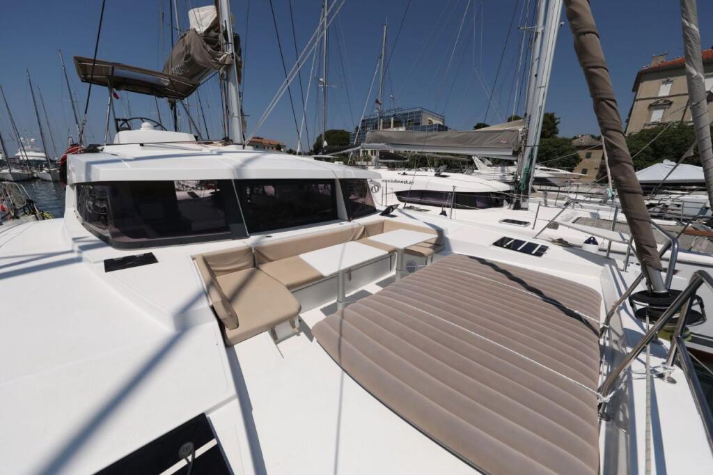 Catamaran 
