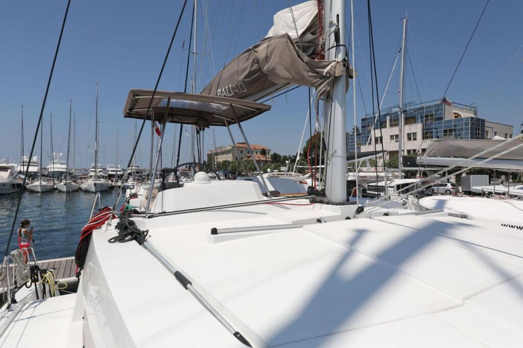 Catamaran 