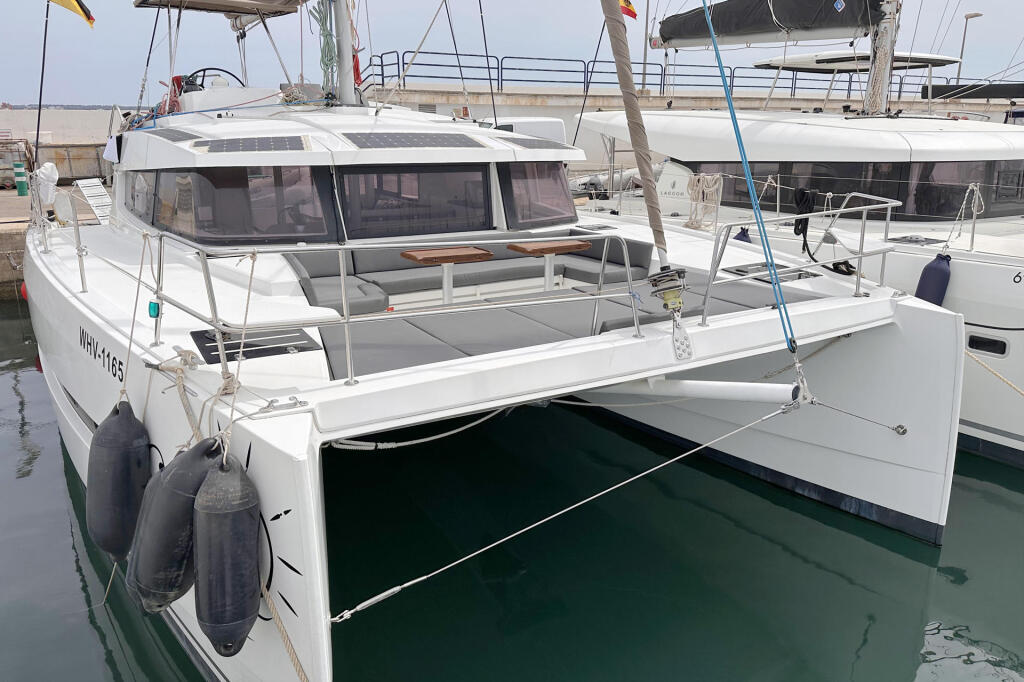 Catamaran 