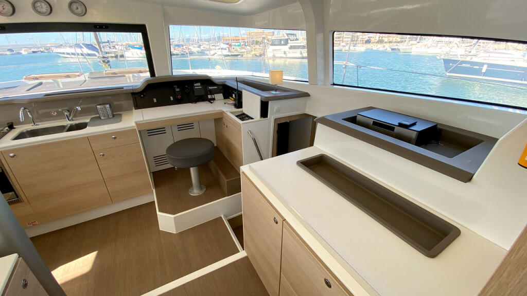 Catamaran 