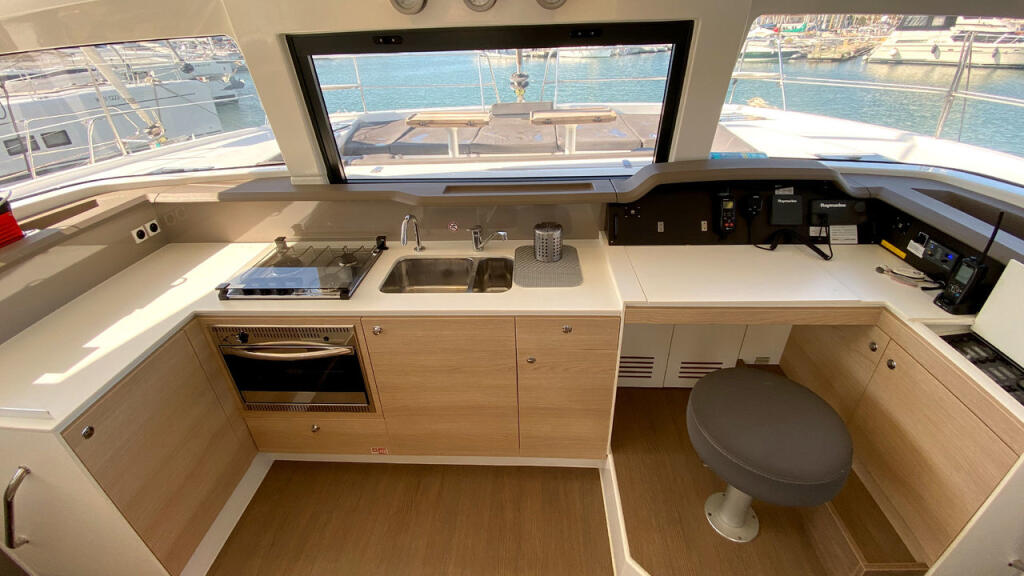 Catamaran 