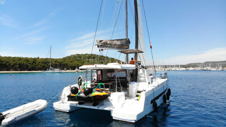 Catamaran 