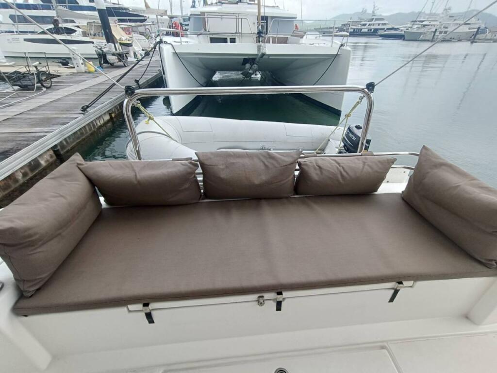 Catamaran 