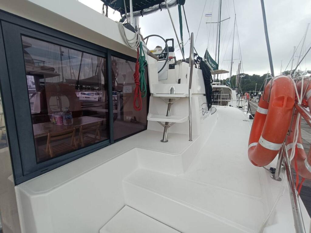 Catamaran 