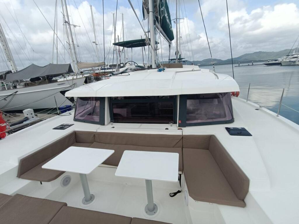 Catamaran 