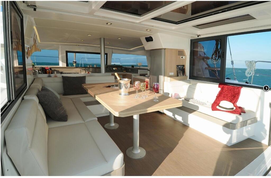 Catamaran 