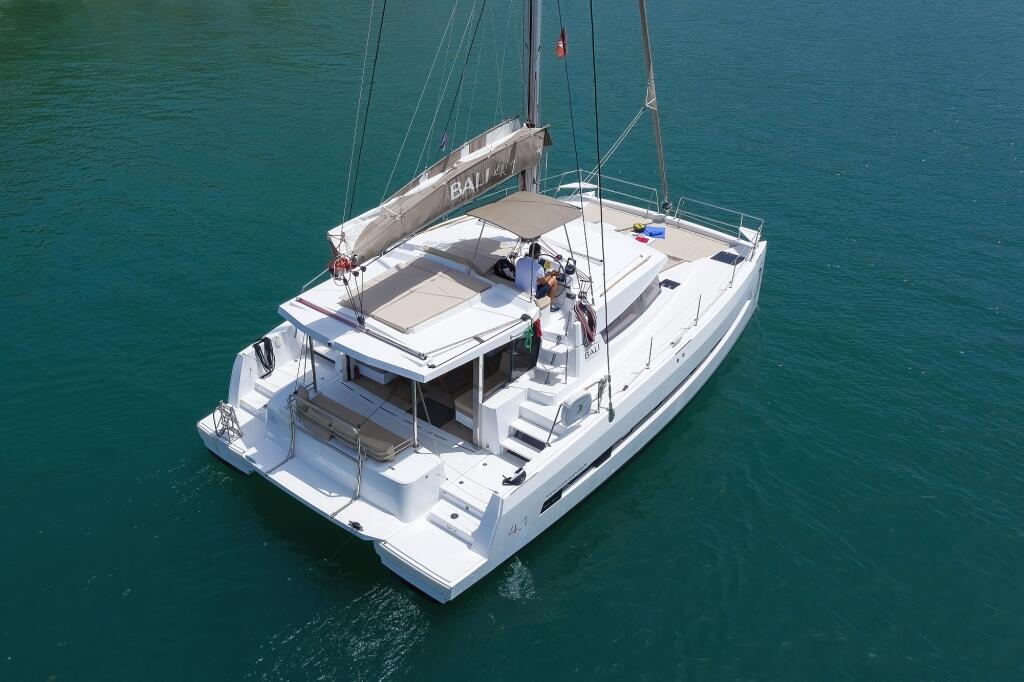 Catamaran 
