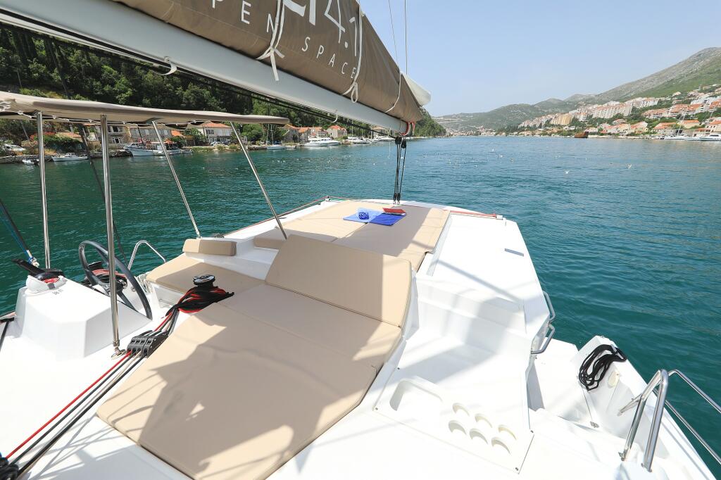 Catamaran 