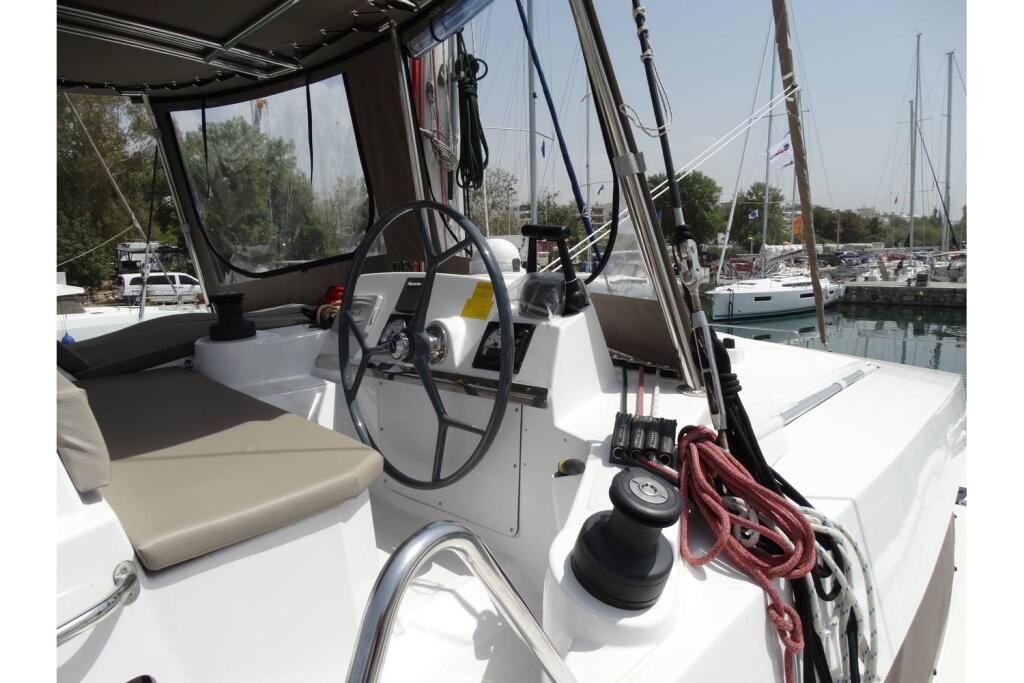 Catamaran 