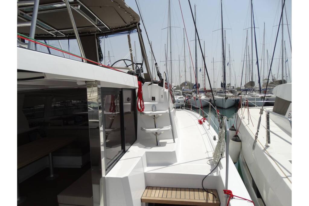 Catamaran 