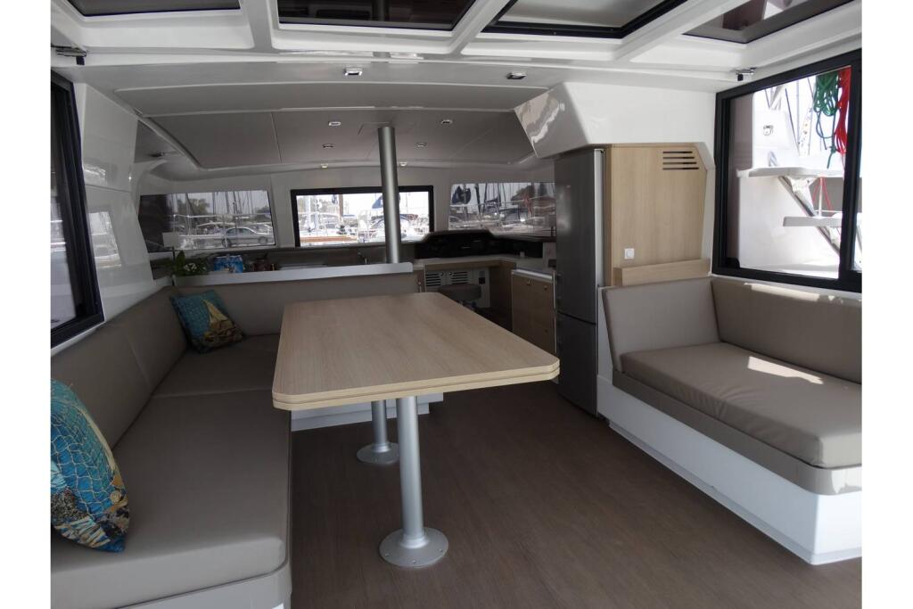 Catamaran 