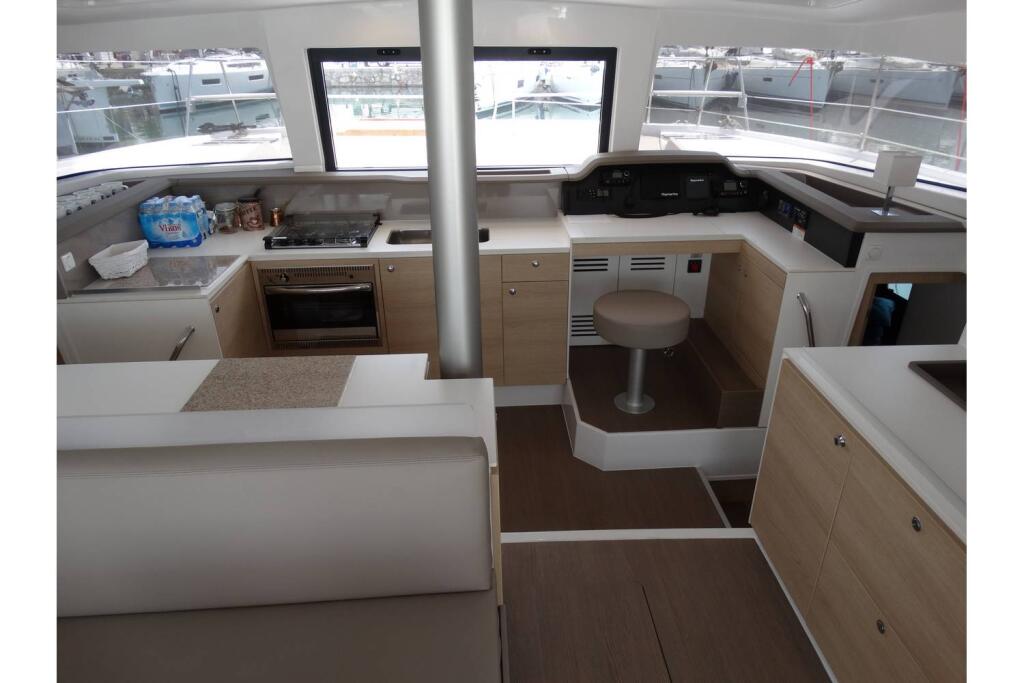 Catamaran 