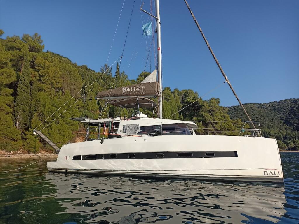 Catamaran 