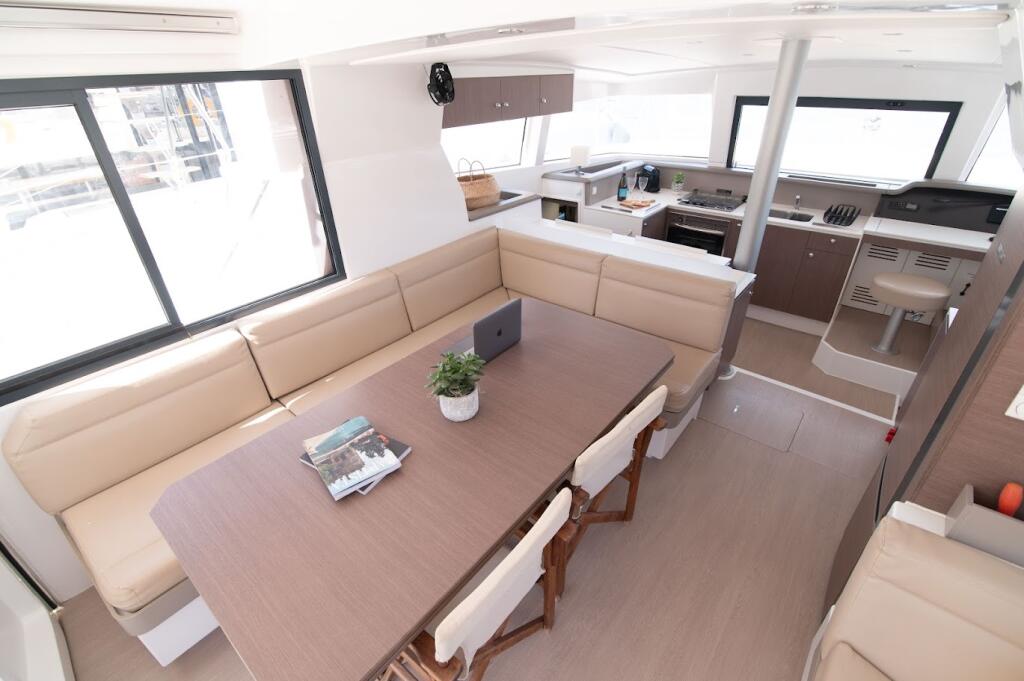 Catamaran 