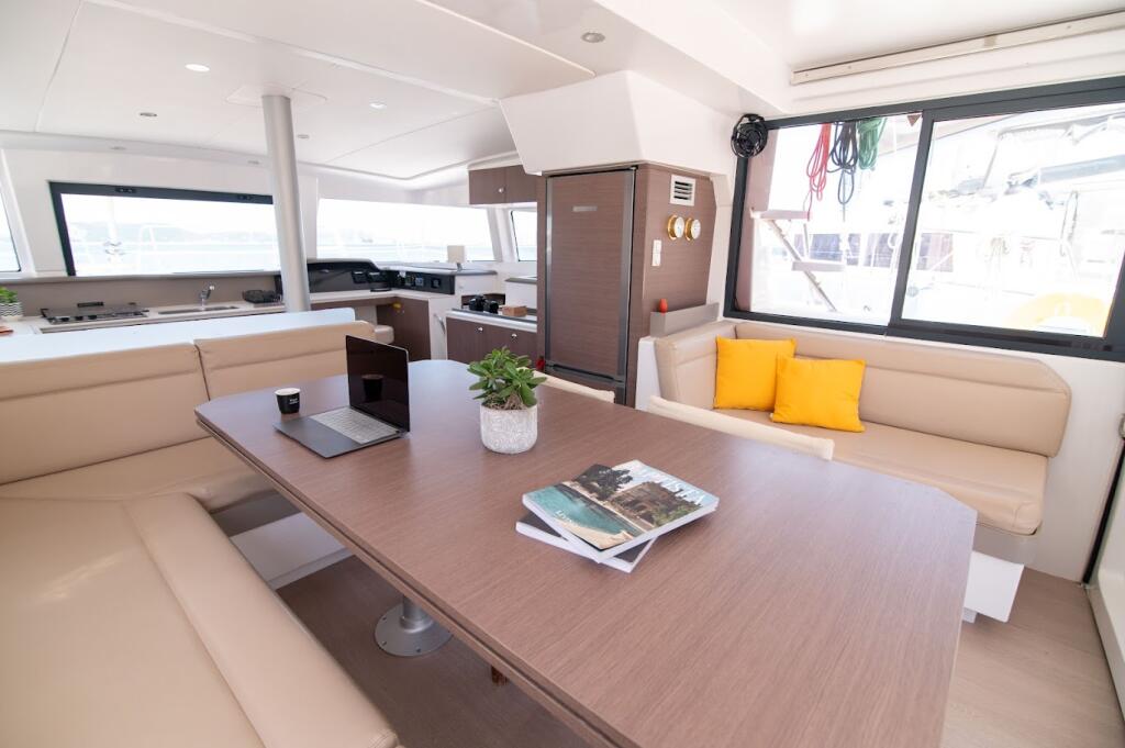 Catamaran 