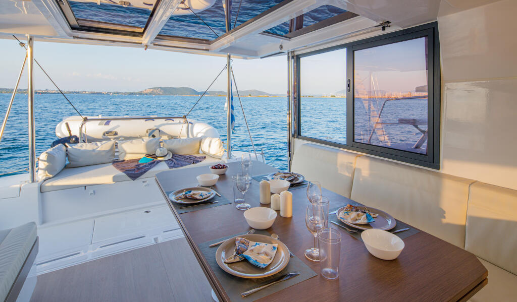 Catamaran 