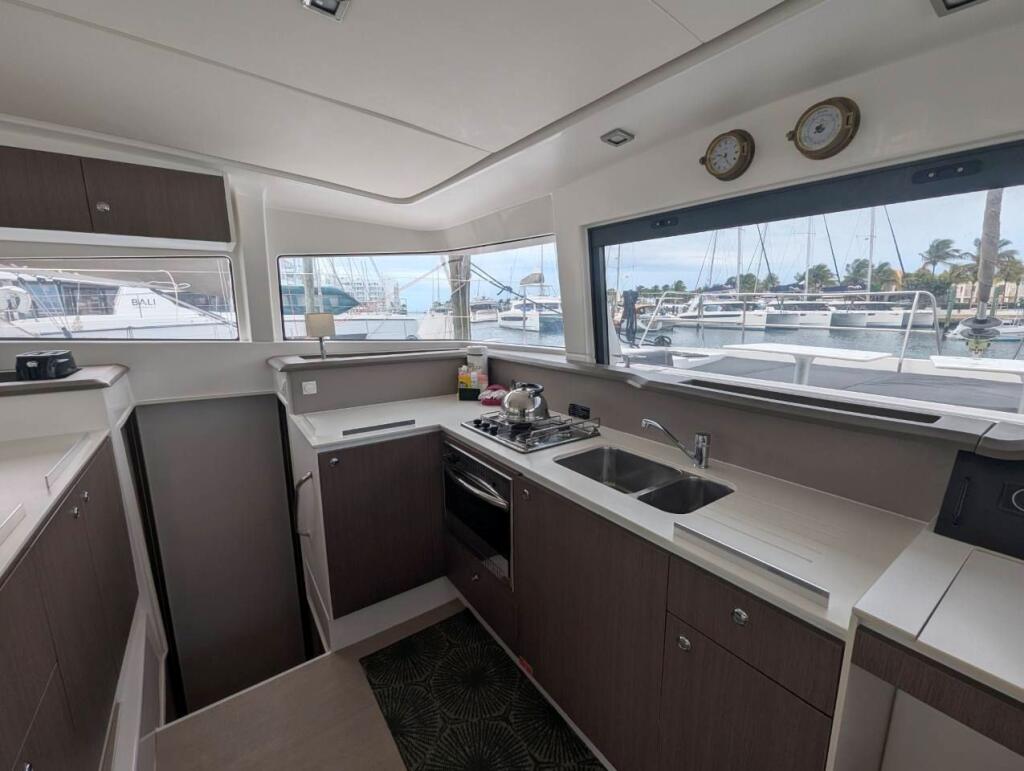 Catamaran 