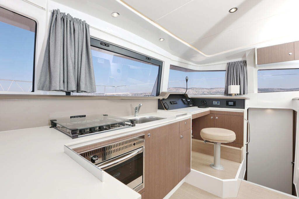 Catamaran 