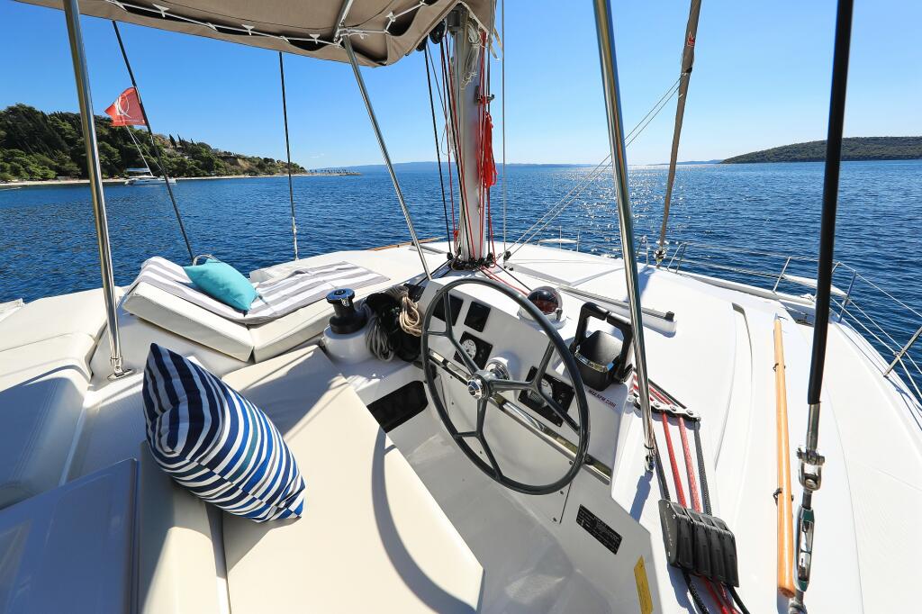 Catamaran 